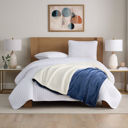Arkwright Home® Host & Home Plush to Sherpa Bed Blanket Queen Navy, 4/Case (BLKT-PF-9090-NV)