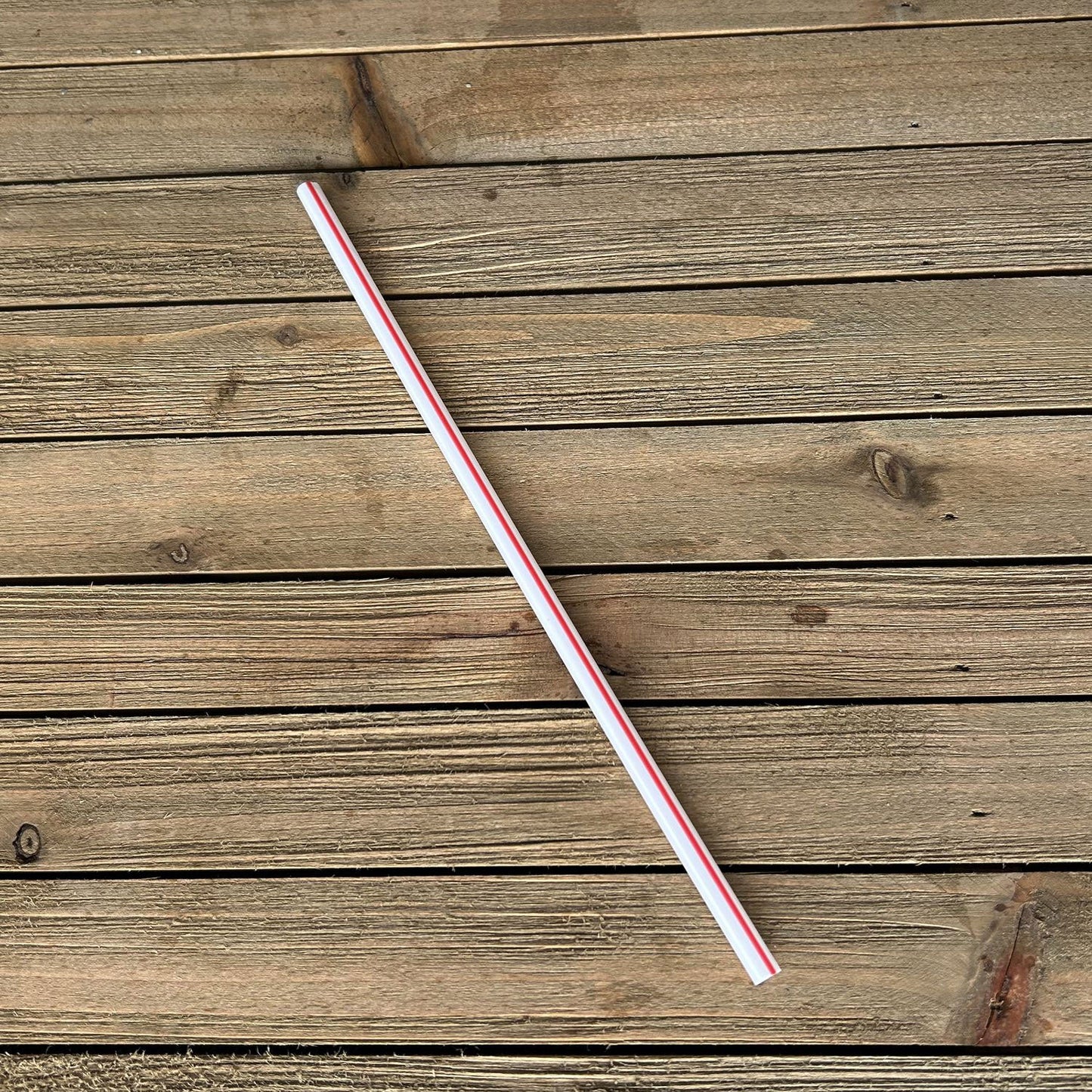 Boardwalk Jumbo Straws, 7.75", Polypropylene, Red/White Striped, 12,500/Carton (BWKJSTUW775RW)