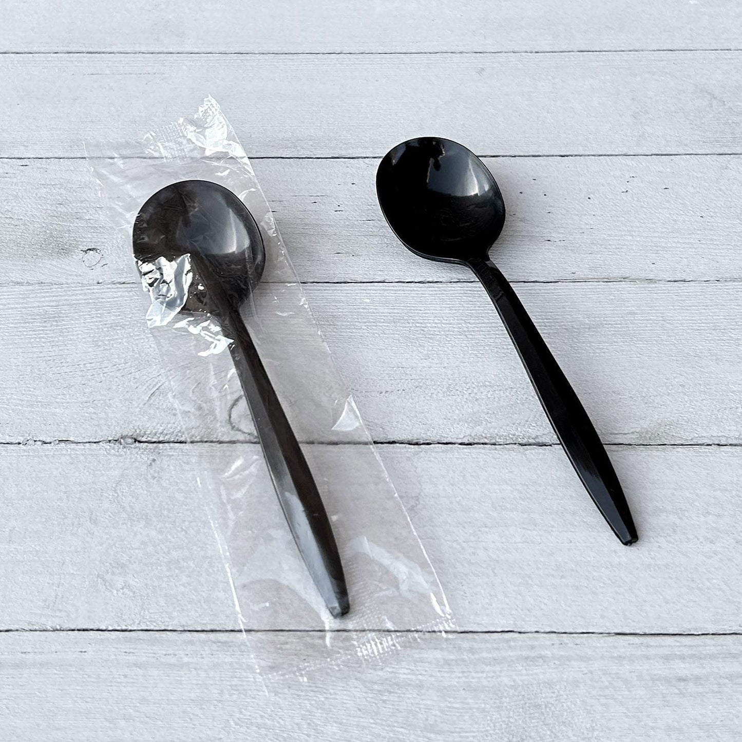 Boardwalk Heavyweight Polypropylene Cutlery, Soup Spoon, Black, 1,000/Carton (BWKSOUPBLHVY)