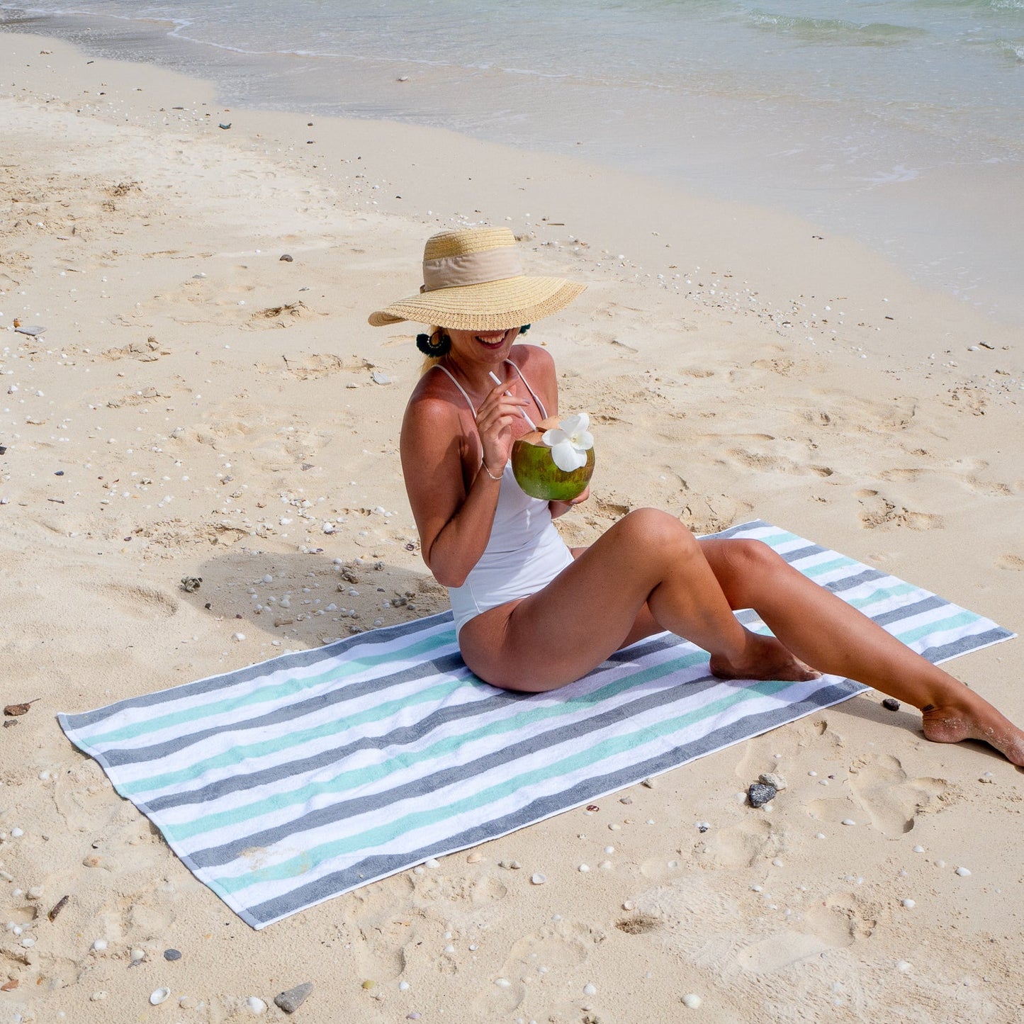 Hospeco® Cabo Cabana Beach Towel 30x70 Grey/Green, 24/Case (HOSCABOCABANA-GY-GR-CS)