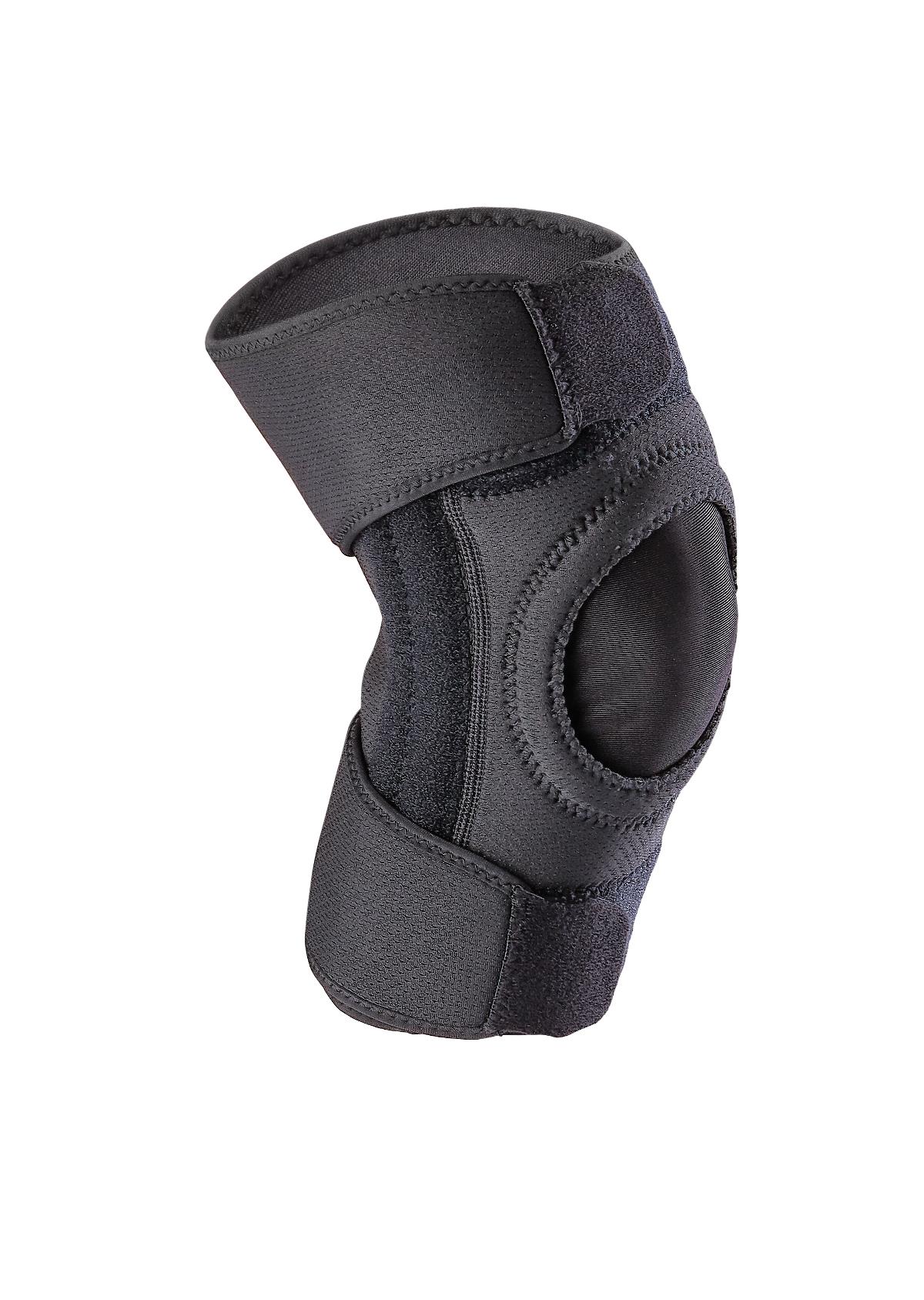curad-senior-50-series-knee-support-in-retail-packaging-with-spiral-stabilizers-antimicrobial-reversible-universal-1-ea-cursr24333dh_1