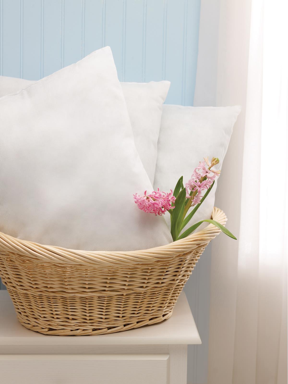 disposable-pillow-lightweight-16-x-22-12-cs-non24391_1