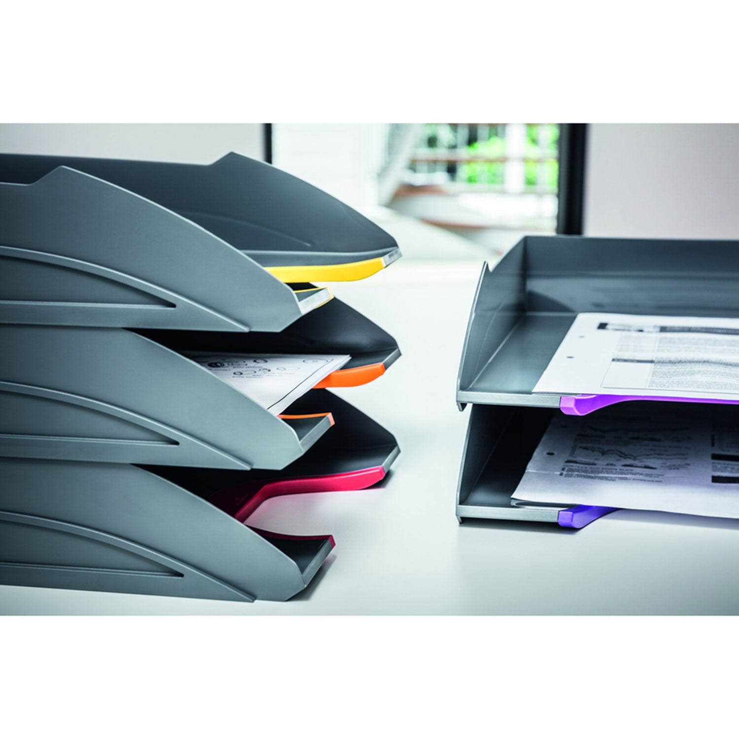 durable-varicolor-5-compartment-stackable-plastic-letter-tray-set-num-dbl770557_10