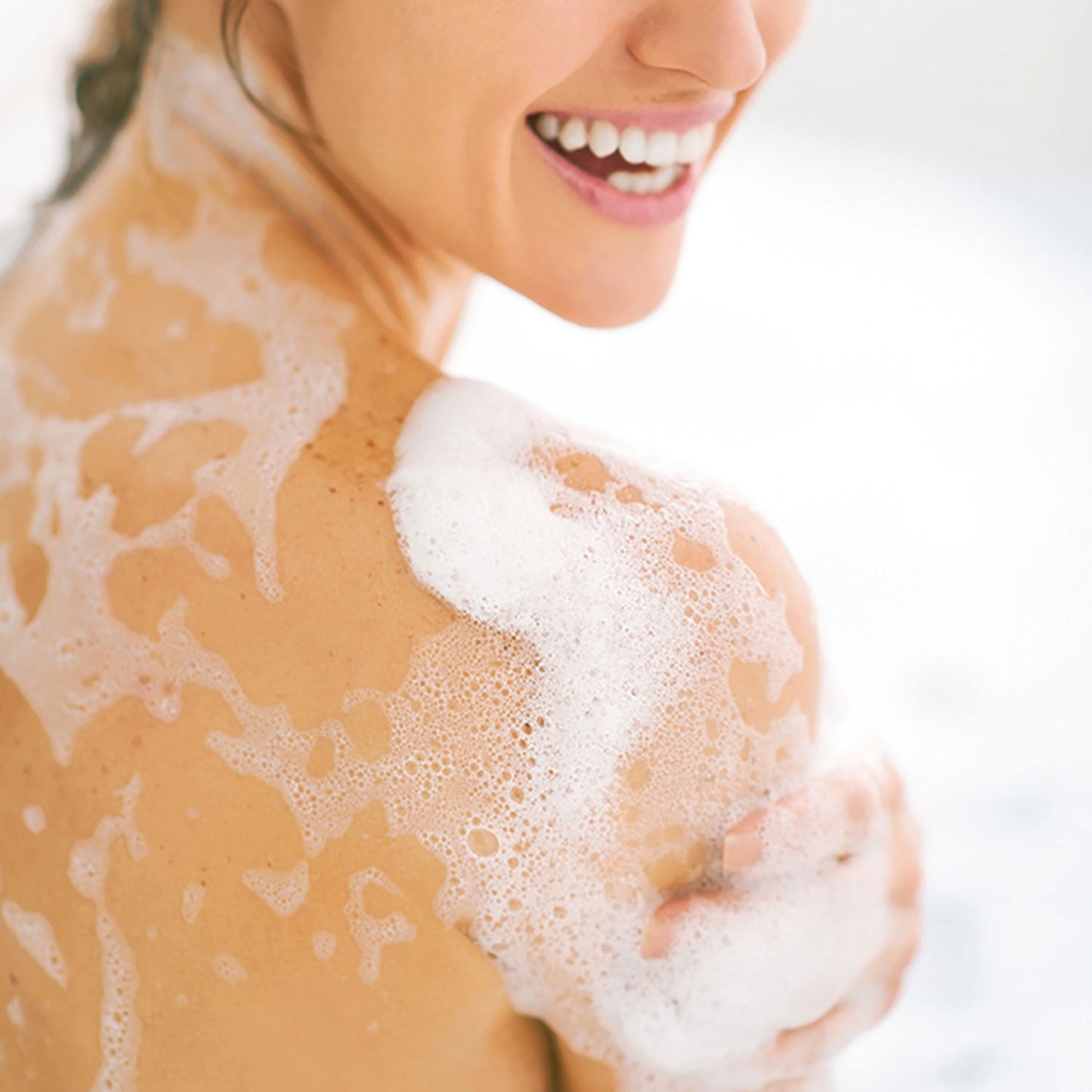 Gilchrist & Soames Body Wash, Vibrant Lemon, 12.2 oz Bottle, 12/Carton (GIS100425)