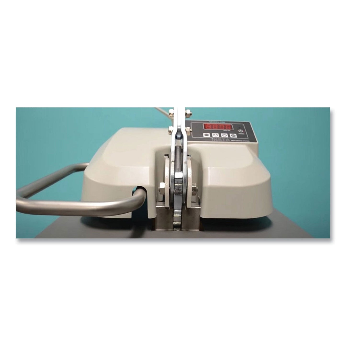 Insta 256 Manual Heat Press, 32 x 40 x 22, Beige/Black (IGTMS256S)