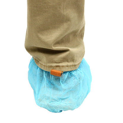 Safety Zone® PolyLite® Polypropylene Non-Skid Shoe Covers, Blue, 100/Bag, 3 Bags/Case, 18" (SZNM2105B-NS-18)