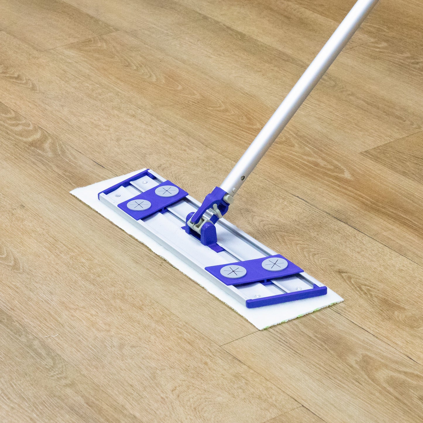 Hospeco® Lockable Mop Frame 18" (HOSM700018)