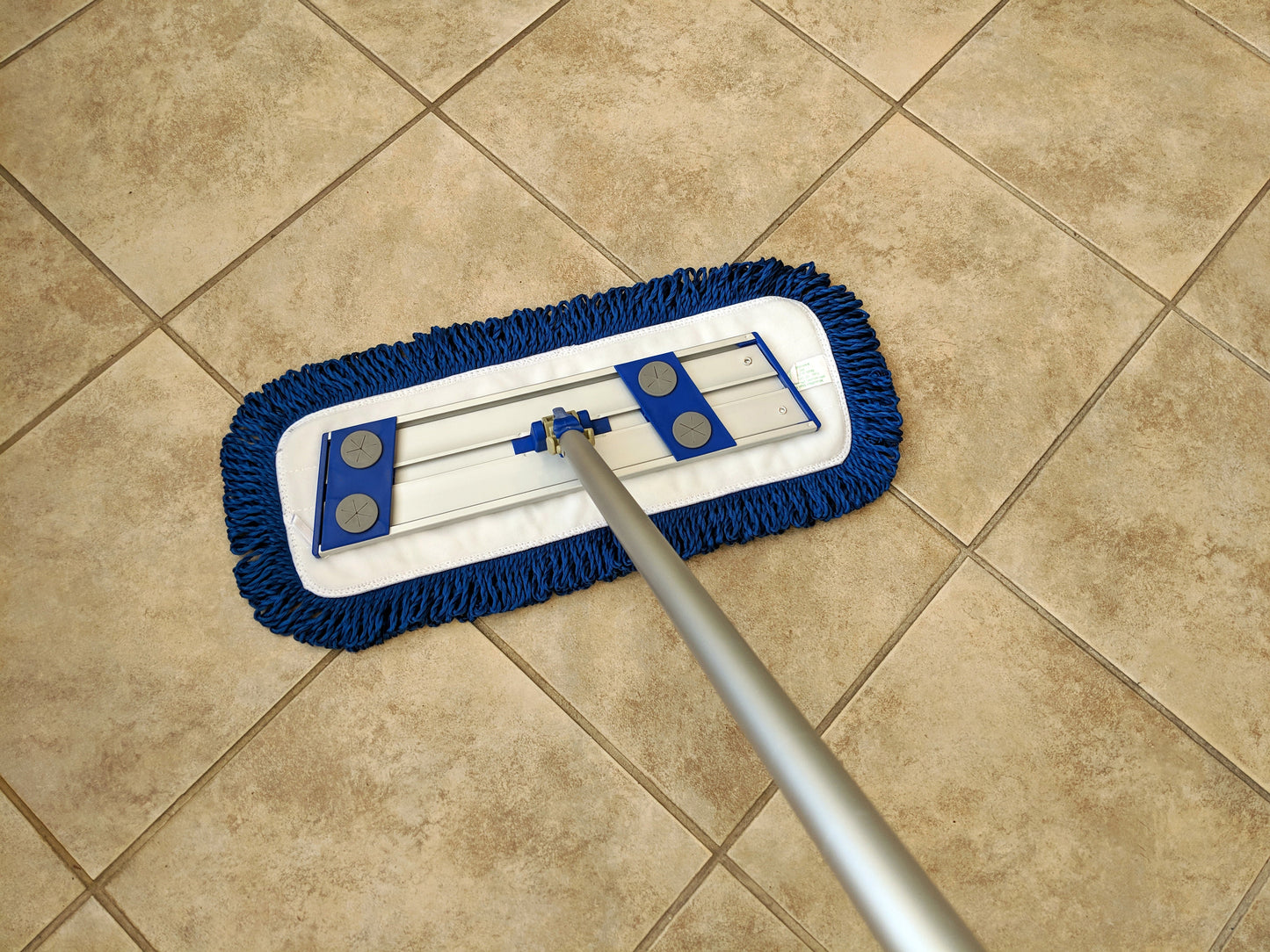 Hospeco® Fringed Dust Mops with Hook and Loop Backing, 18", Case of 96 (HOSM840018-CS)