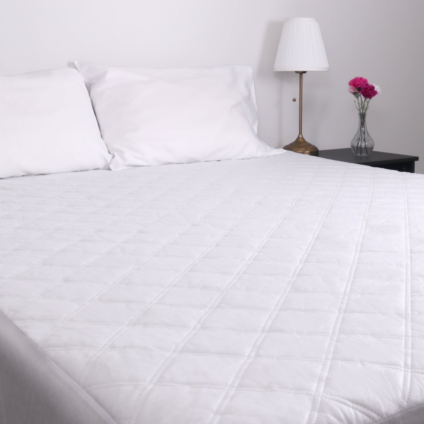 Arkwright Home® Cascade Waterproof Mattress Pad, Full, 12/Case (MP-WP-FULL-CS)
