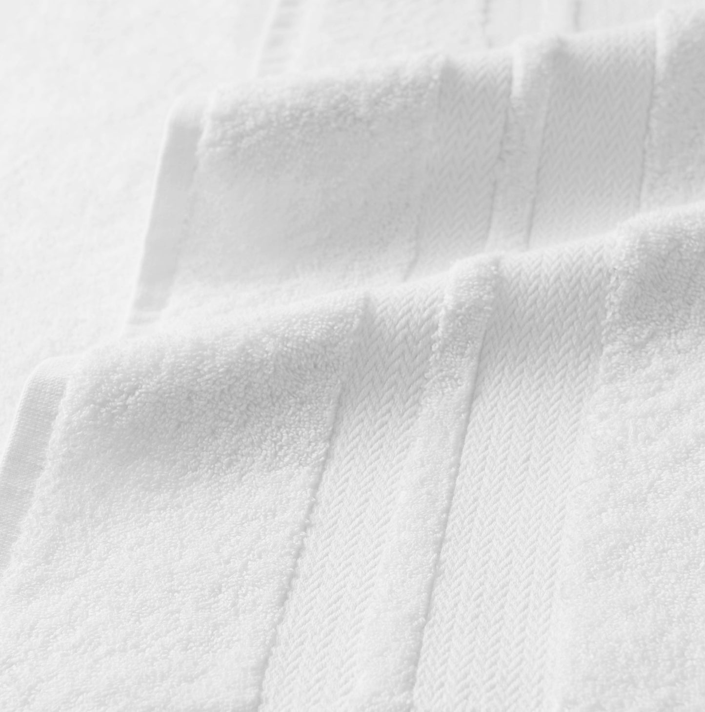 Hospeco® Magellan Bath Towel 27x50 White, Case of 36 (HOSMAG2750-14-CS)