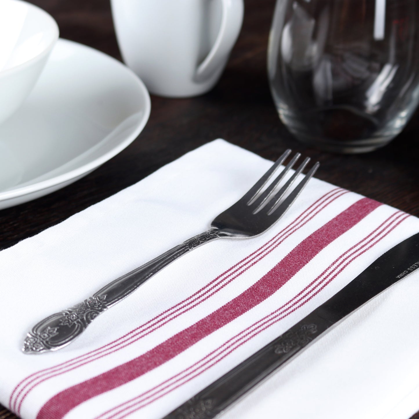 Arkwright Home® Mariposa Bistro NaPackin 18x22 Burgundy Stripe, 120/Case (BISTRO-BUR-CS)