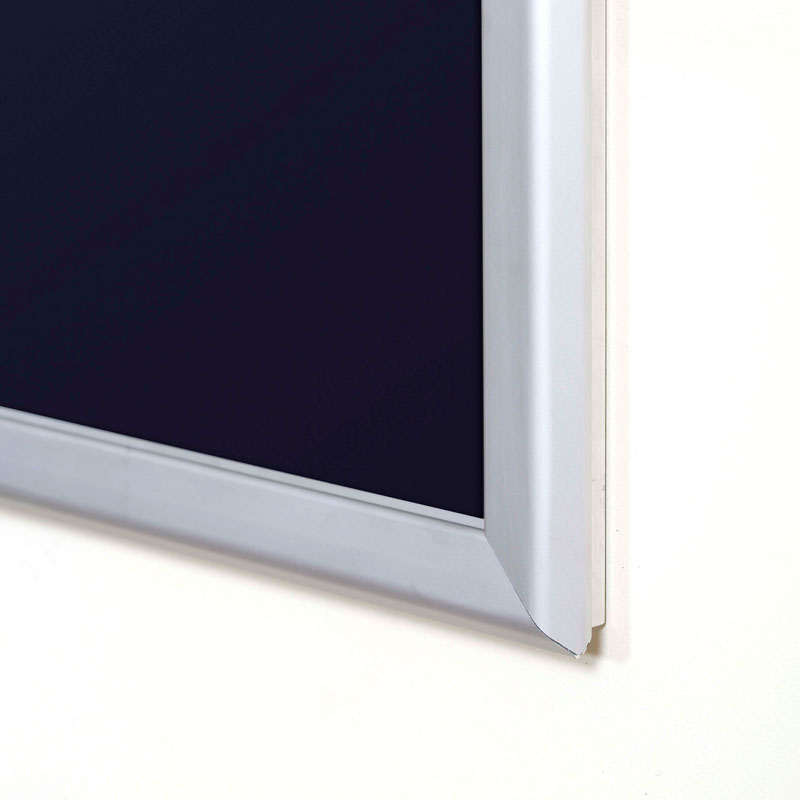 portable-1-25-snap-frame-poster-size-40x60silver-with-white-backing-and-pet-cover-ucn325np46x2000_7