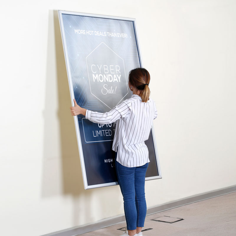portable-1-25-snap-frame-poster-size-36x48silver-with-white-backing-and-pet-cover-ucn325np36x2000_9