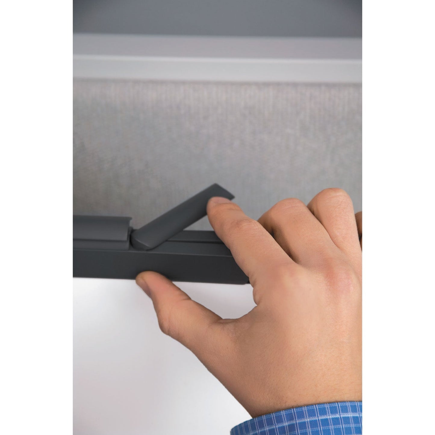 Quartet Motion Portable Monthly Calendar, Dry Erase, 24 x 18 (QRTMMC25)