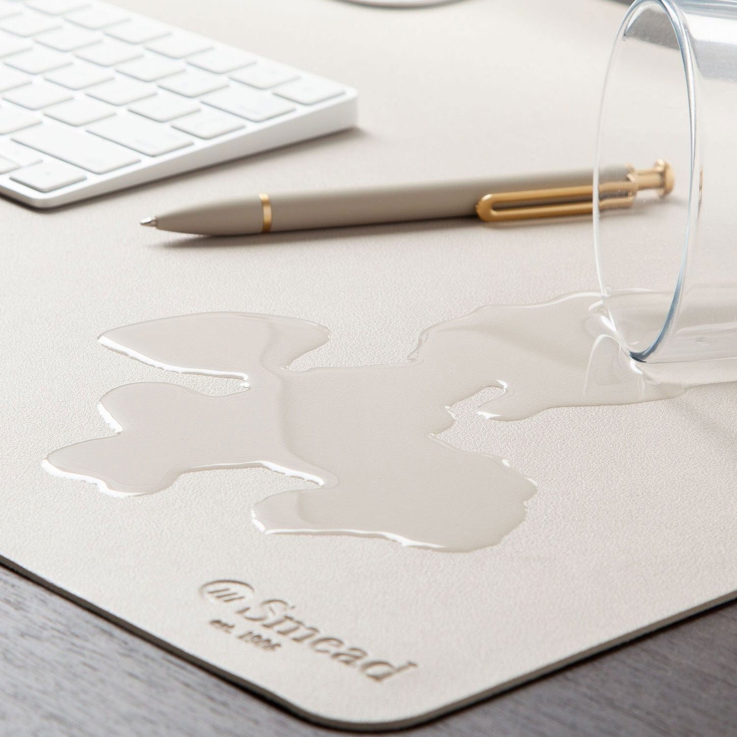 smead-vegan-leather-desk-pads-num-smd64826_4