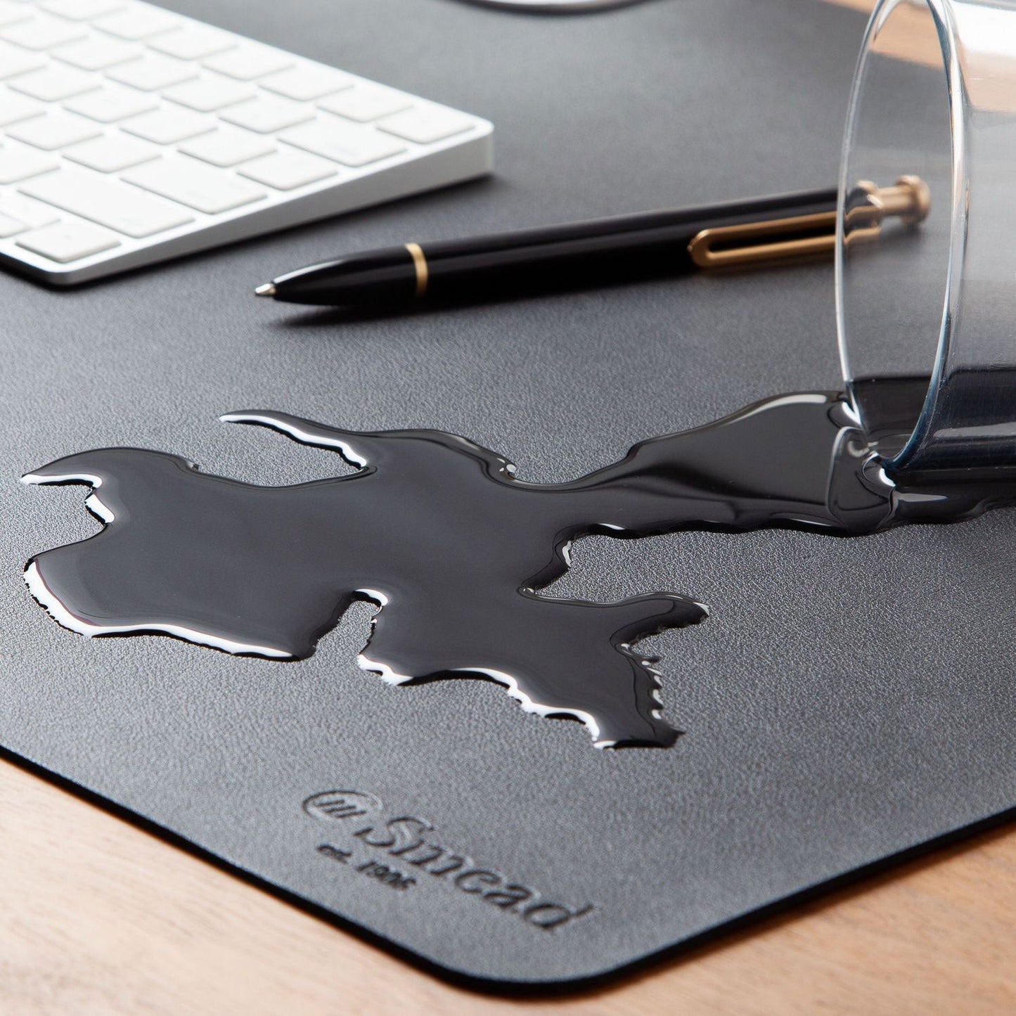 smead-vegan-leather-desk-pads-num-smd64828_3