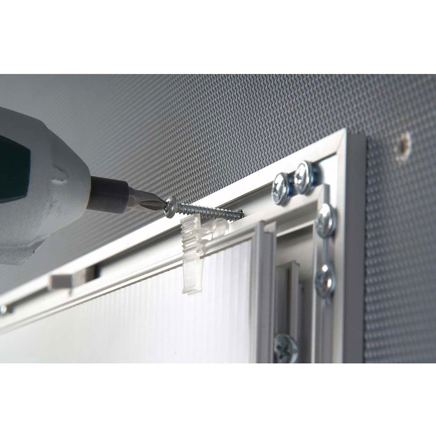 seco-locking-poster-case-11-x-14-frame-size-silver-num-ssclcase1114_2