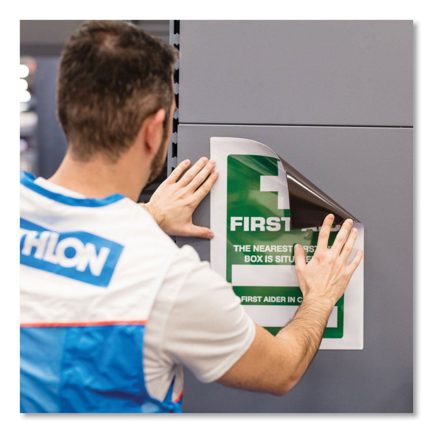 Tarifold Easy Load Magnetic Pocket with Corner Closure, 14 x 11, Clear Frame, 5/Pack (TFIP194694)