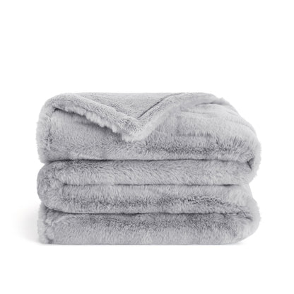 Aston & Arden Luxe Gray Mink Poly Faux Fur Throw 50x70 Light Grey (P-TH-FF-5070-LG)