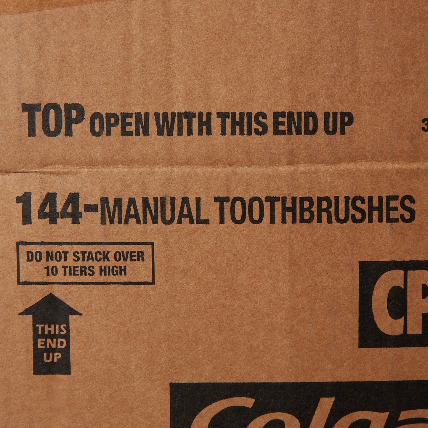 Colgate® Toothbrush White Adult Soft (724618_EA)