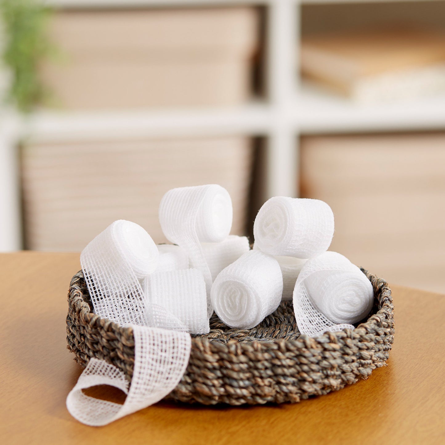 Curity™ Conforming Bandage 1 X 75 Inch 1-Ply NonSterile 24 per Pack (188581_EA)