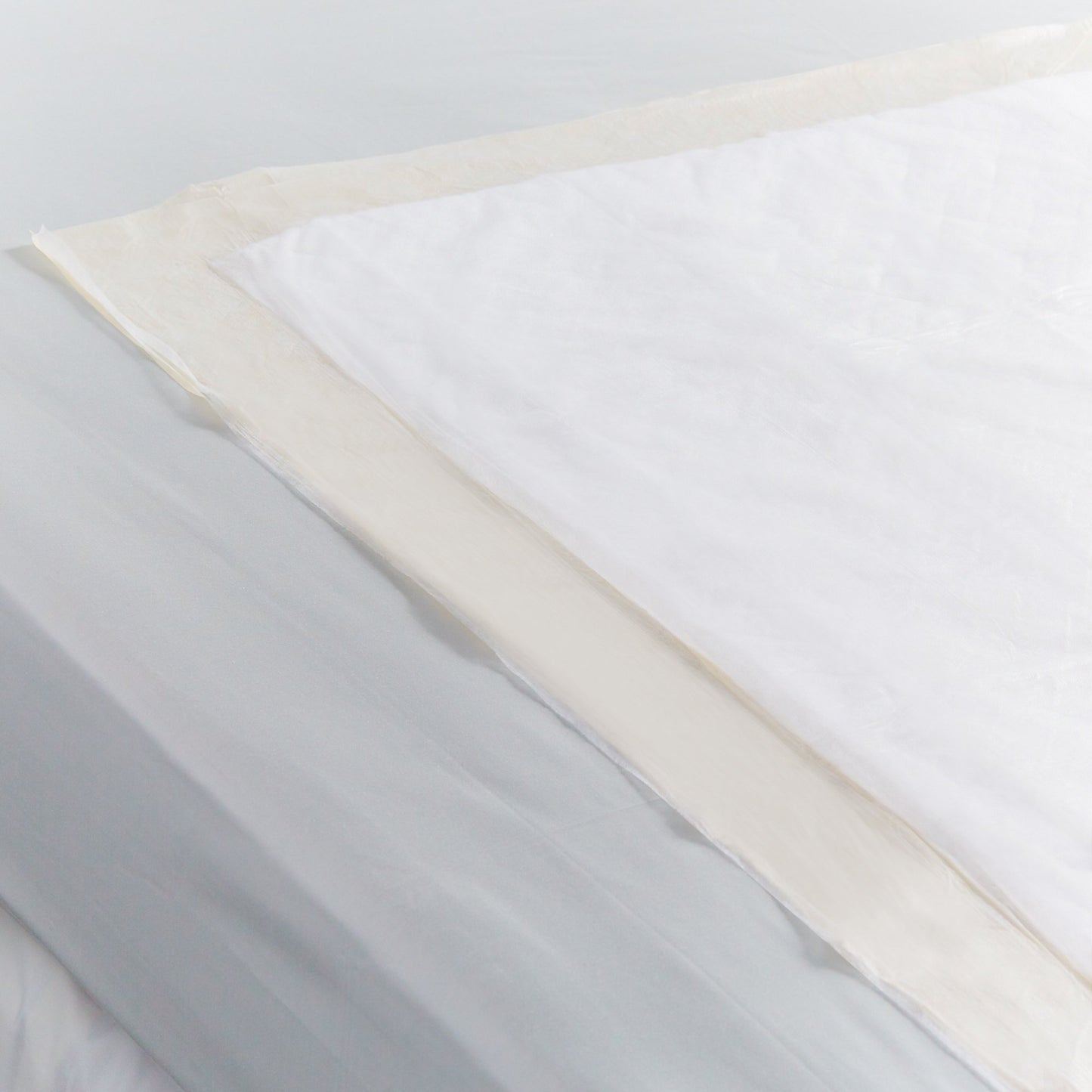 TENA® Extra Bariatric Disposable Underpad 36 X 36 Inch Polymer Light Absorbency (765337_BG)