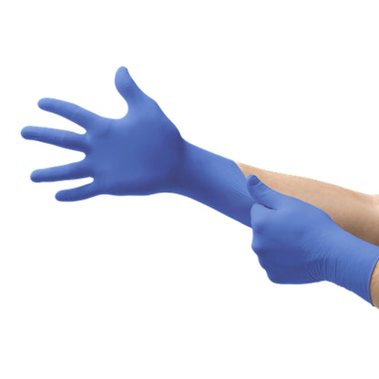 Ultraform® Exam Glove Small / Medium NonSterile Nitrile Standard Cuff Length Textured Fingertips Blue Not Rated (1048426_BX)