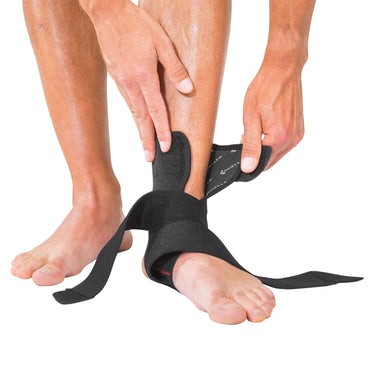 Mueller® Ankle Support One Size Fits Most Hook and Loop Strap Closure Men 5 to 13 / Women 6 to 14 Foot (1161019_EA)