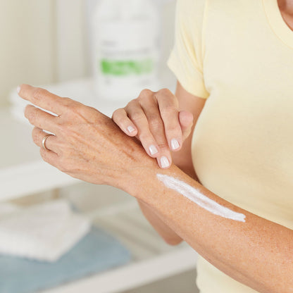 McKesson Hand and Body Moisturizer 1 gal. Jug Cucumber Melon Scent Lotion (877024_CS)