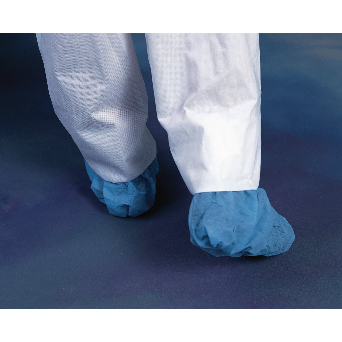 X-tra Traction® Shoe Cover One Size Fits Most Shoe High Nonskid Sole Blue NonSterile (167969_PK)