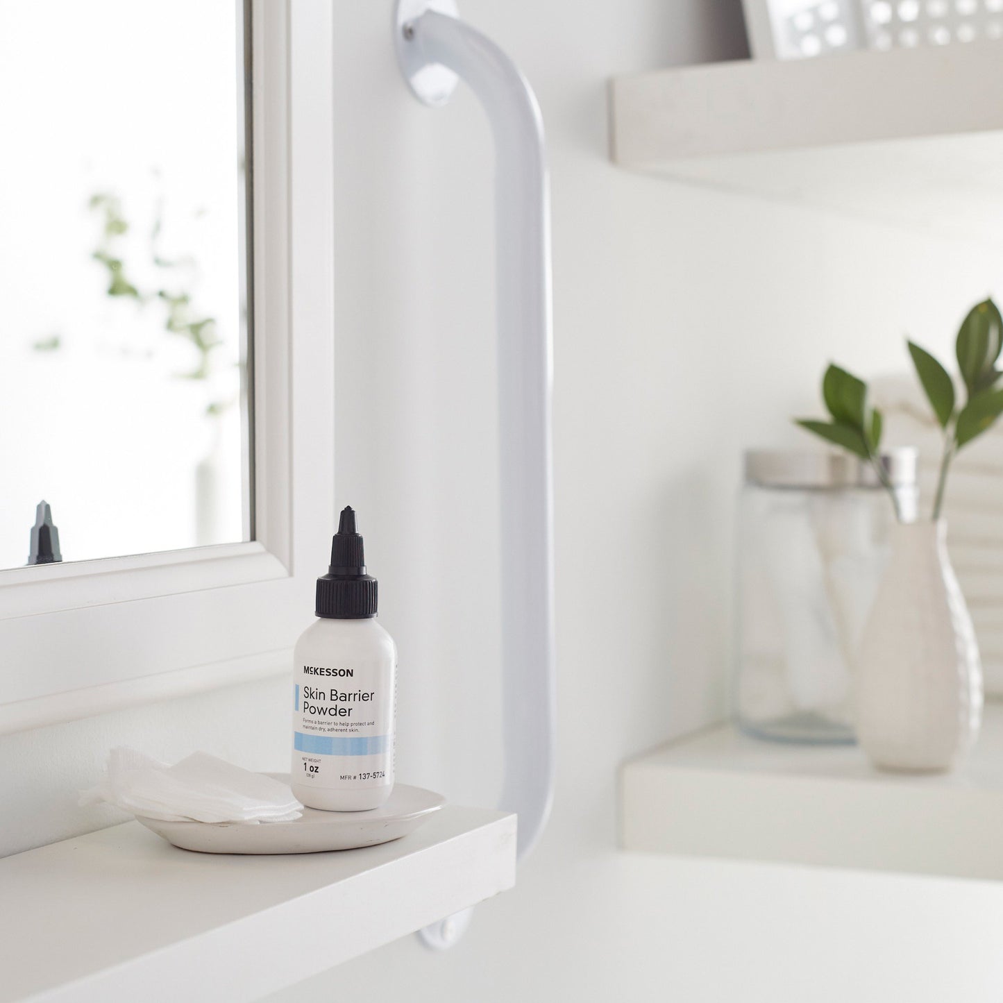 McKesson Ostomy Barrier Powder 1 oz. Puff Bottle, Protective Skin Barrier (1081296_EA)