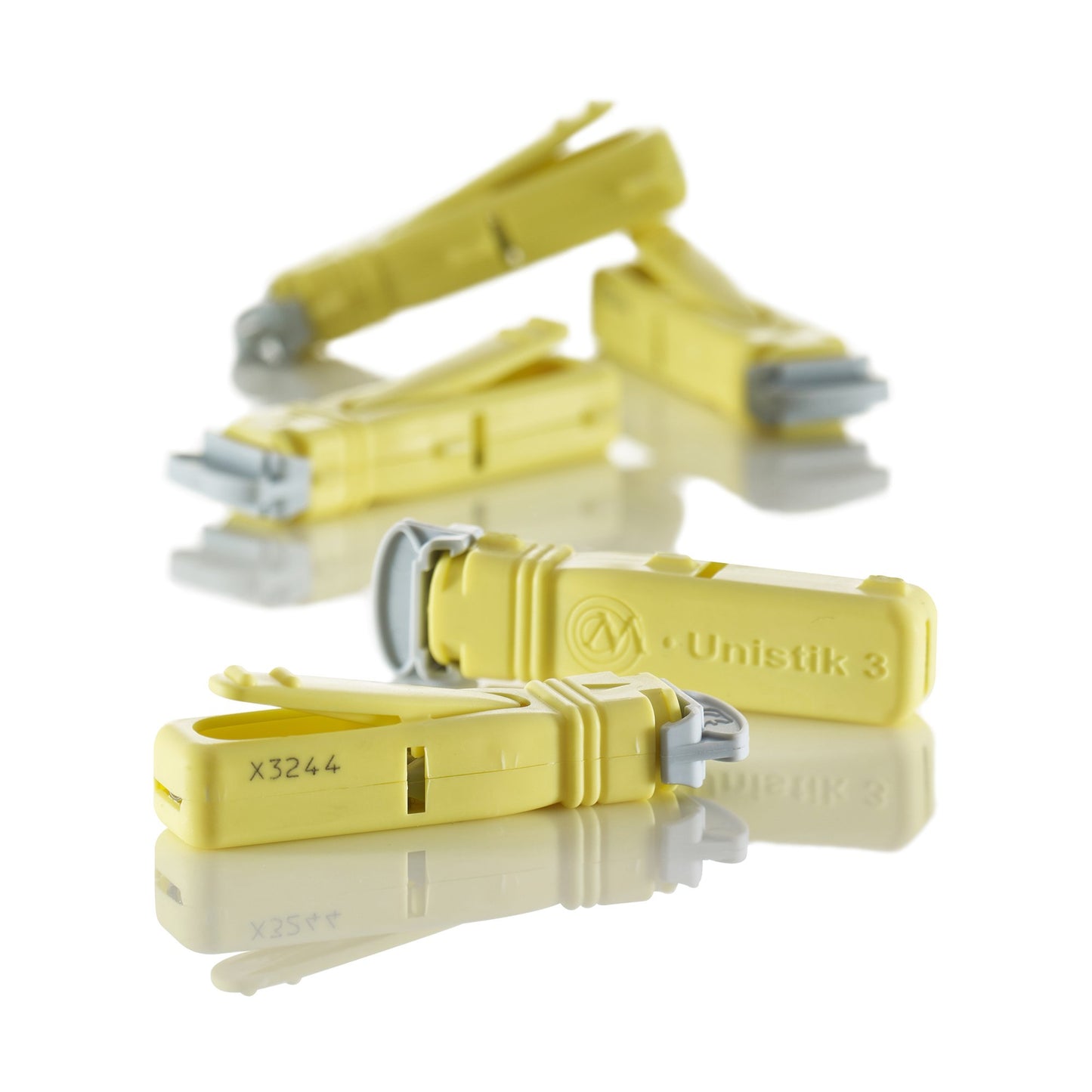 Unistik 3 Safety Lancet 23 Gauge Retractable Push Button Activation Finger (570415_BX)